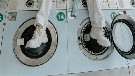 Sneakers in de wasmachines: do's en don'ts 